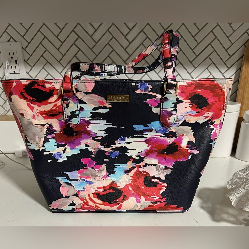 Kate Spade Dally Laurel Way Medium Size Watercolor Floral Tote/Purse w/ Zipper